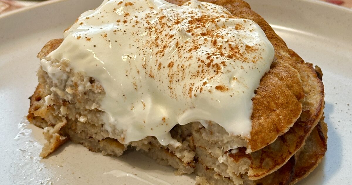Banana Oat Pancakes