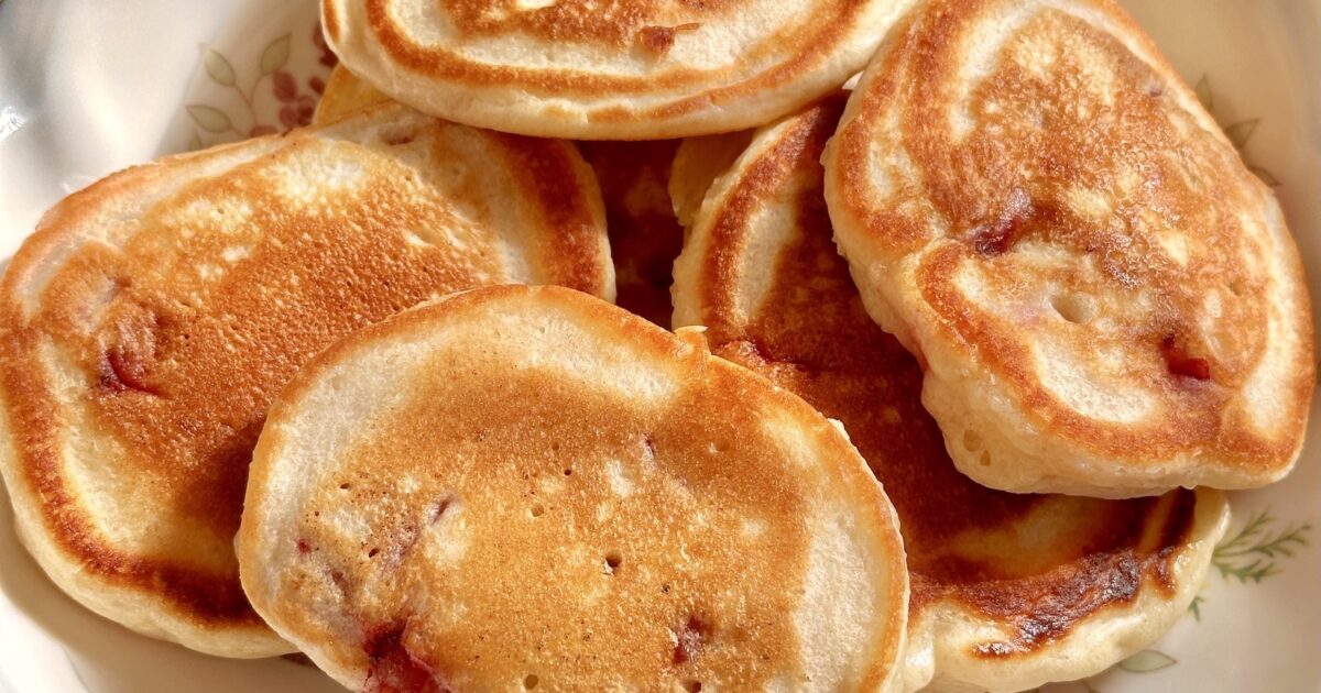 Banana Strawberry Pancakes