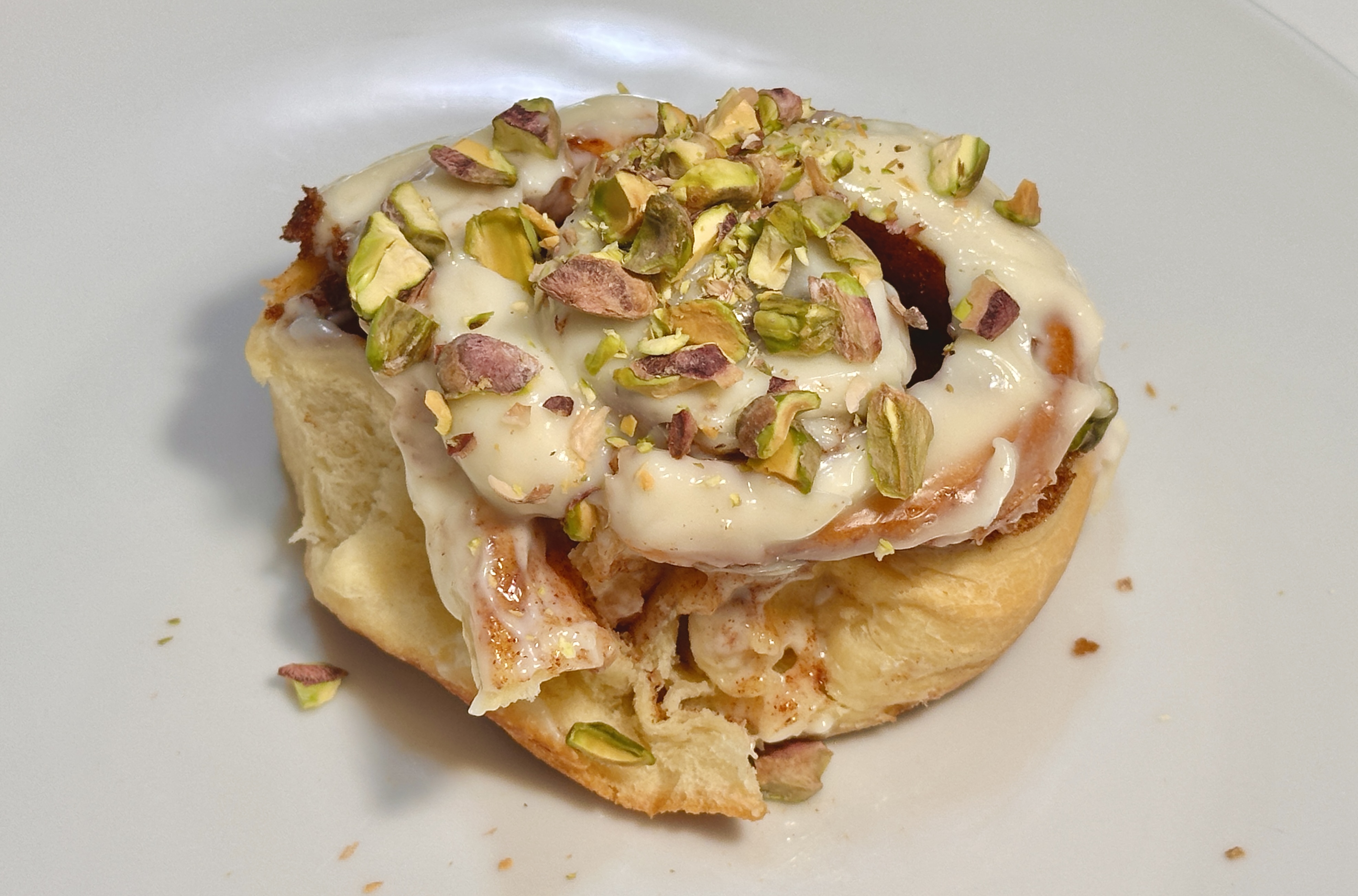 Pistachio Cinnamon Buns